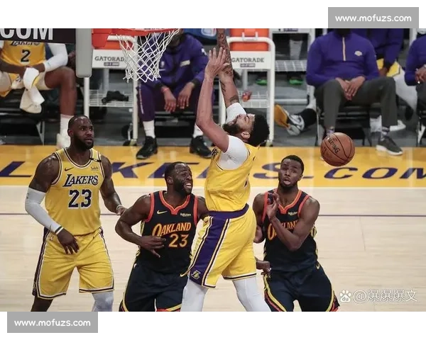 湖人对热火直播在线全程高清实时解说精彩对决不容错过今晚焦点之战 湖人对热火直播在线全程高清实时解说精彩对决不容错过今晚焦点之战