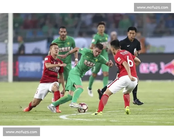 恒大对决上港经典集锦回顾攻防博弈与关键进球全纪录精彩瞬间盘点