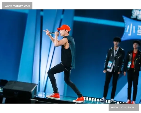 男篮迎战美国队背水一战展现年轻力量与拼搏精神赛场蜕变之路关键